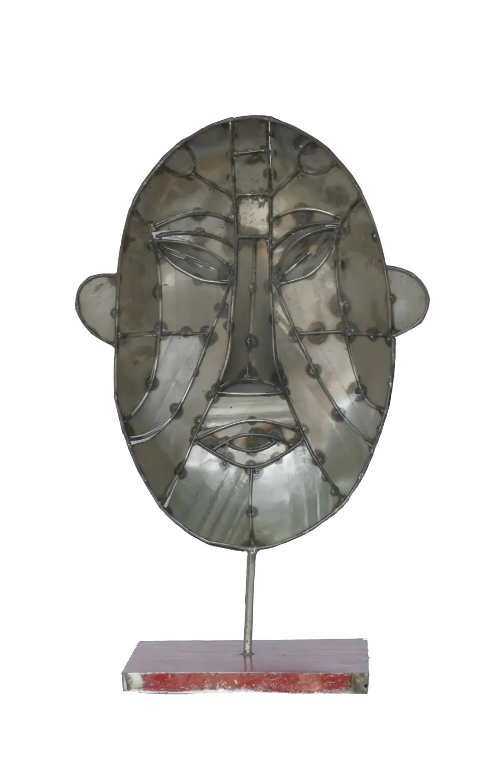  Product image 3 of the product “Small Mask on stand - Modell 1, 54cm height, sculpture from upcyceled oil barrel. ”